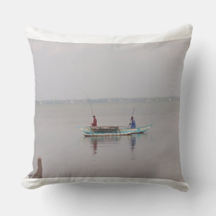 Coussin "Scène Rustique de bateau de pêche"