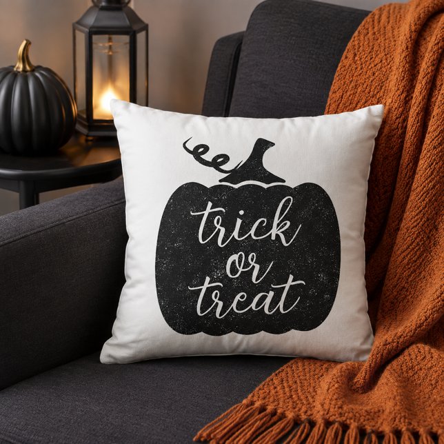 Coussin Script de Halloween Citrouille Noire Rustique (Créateur téléchargé)