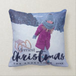 Coussin Script de Noël le plus moderne<br><div class="desc">Joyeux Script de Noël Moderne Photo de vacances Jeu d'oreiller.</div>