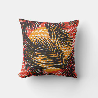 Coussin Seamless with black palm leaves and strokes 