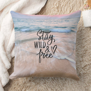 Coussin Séjournez En Toute Nature Et Gratuitement Vue Sur