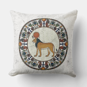 Coussin Sekhmet féroce : Lionne sacrée de l'Égypte ancienn