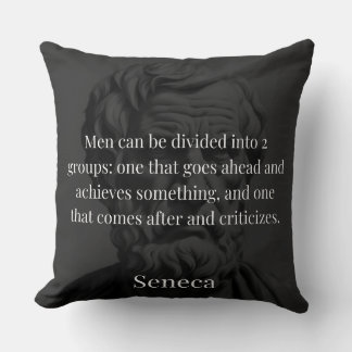 Coussin Seneca's Division : Les Doers et les Critiques