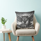Coussin Sentinelle Hibou ailé par BurnsInHell (Chaise)