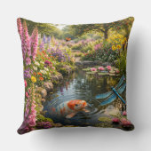 Coussin Serene pond life pillow (Verso)