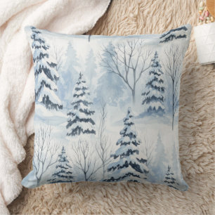 Coussin Sérénité de la forêt hivernale – Bois enneigé