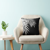 Coussin Silhouette | de palmier de plage noir et blanc (Chaise)