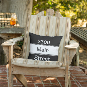 Coussin Simple Black and White House Numéro Adresse de rue