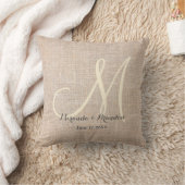 Coussin Simple Burlap Beige Rustique Monogramme (Couverture)