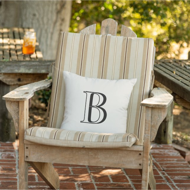 Coussin Simple Cream & Black Monogram Cream  (Chaise)