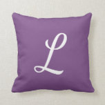 Coussin simple lettre personnalisable<br><div class="desc">Changez la lettre sur ce coussin à toute lettre que vous aimez et créez un mot coussin multiple pour votre canapé ou lit. L O V E - J O Y - D R E A M. En outre, vous pouvez changer la couleur du coussin, ajouter votre propre photo et...</div>