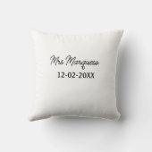 Coussin simple monogramme minimal Mme M. nom date année (Verso)