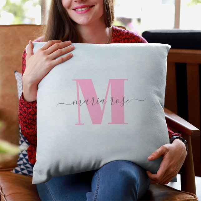 Coussin Simple Monogramme rose et bleu (Pink Monogram simple script throw pillow)