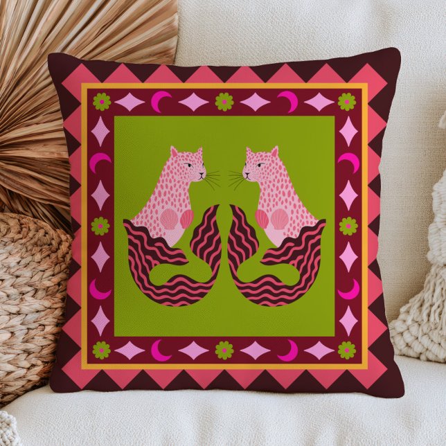 Coussin Sirènes Léopard Dopamine Esthétique Maximaliste  (Créateur téléchargé)