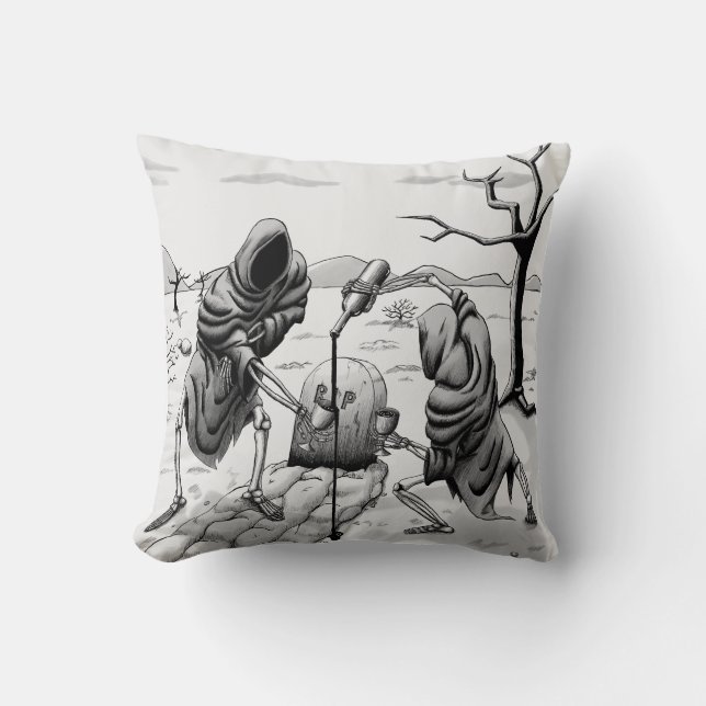 Coussin Skeletons in the desert (Recto)