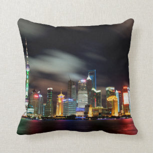 Coussin Skyline de Shanghai par nuit