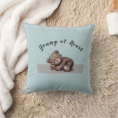 Coussin Sleeping Teddy Bear Throw Pillow (Couverture)