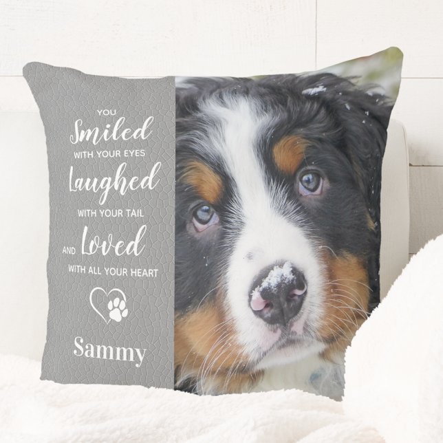 Coussin Smiled Laughed Love Memory Quote - Pet Memorial (Créateur téléchargé)