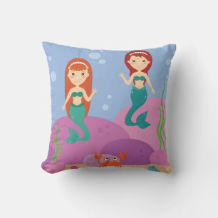 Coussin Soeurs de sirène de dessin animé nageant dans l'oc