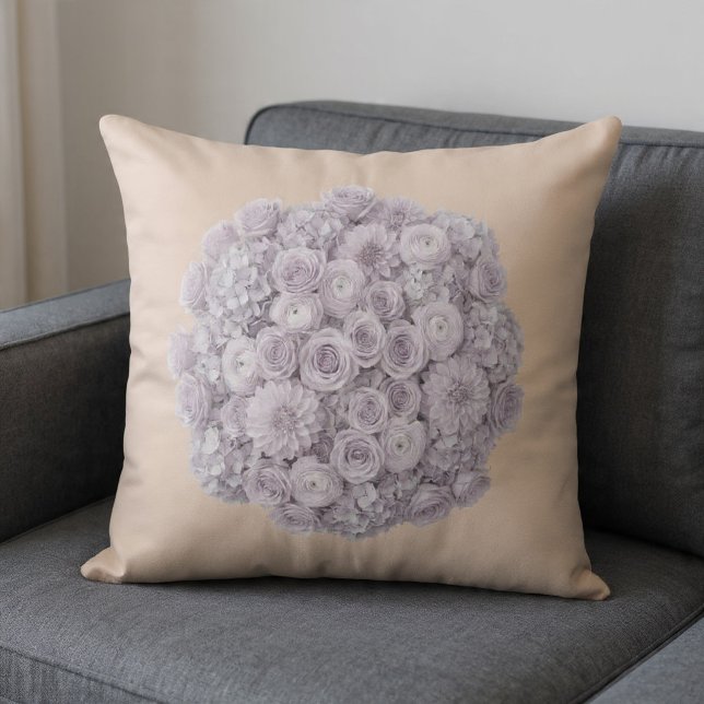Coussin Soft Lavender & Pale Grey Floral (Créateur téléchargé)