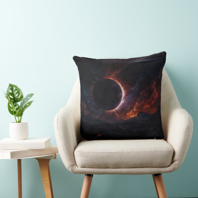 Coussin Solar Eclipse Chef-d'oeuvre cosmique Xzendor7 Art  (Chaise)