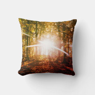 Coussin Soleil dans la forêt d'automne