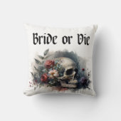 Coussin Sombre Fête de Mariage Gothique ou Mourir Enterrem (Recto)