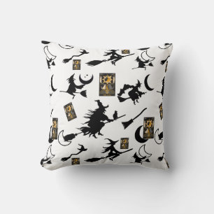 Coussin sorcière assistant chatte lune bloomstick