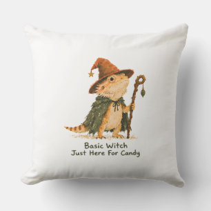 Coussin Sorcière de base ici pour les bonbons Dragon barbu