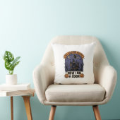 Coussin Sorcière de Halloween Cuisine Pun_1 balai cassé (Chaise)