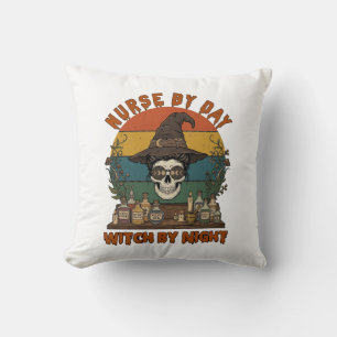 Coussin Sorcière de jour de garde de nuit d'Halloween Crân