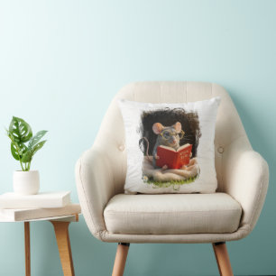 Coussin Souris lisant un livre