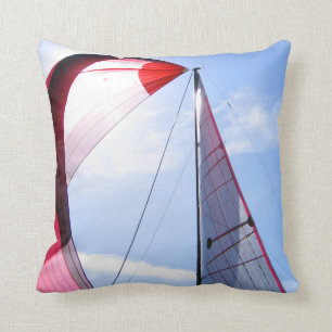 Coussin Spinnaker rouge avec Sun