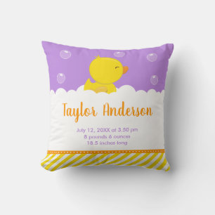 Coussin Statistiques de naissance jaune et violet Rubber D