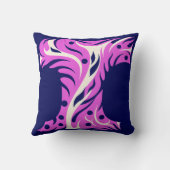 Coussin Stylized Letter T with Abstract Floral Design (Verso)