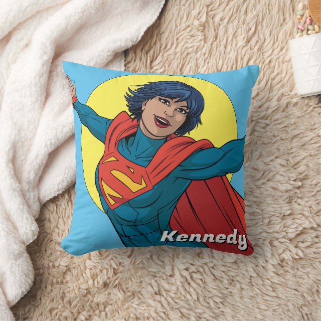 Coussin Supergirl volant en costume bleu (Couverture)