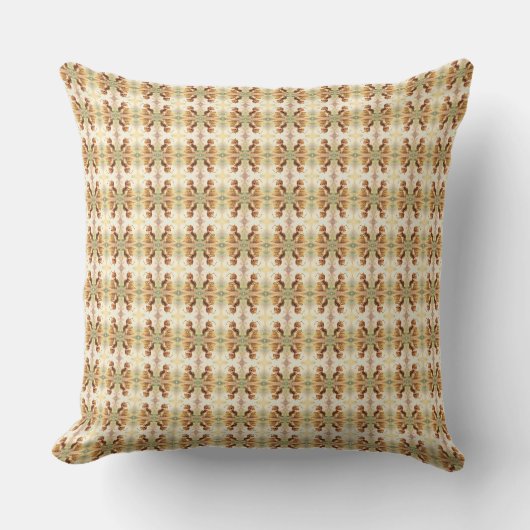 Coussin Sur les traces de l'or des fleurs.2 (Recto)