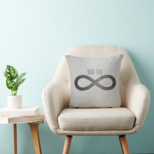 Coussin Symbole d'infini sur la texture métallique de Faux