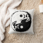 Coussin Symbole religieux de Dark Yin yang (Couverture)