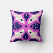 Coussin Symmetrical Abstract Pattern in Purple and White (Verso)