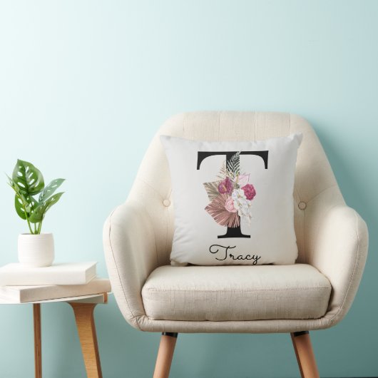Coussin T initiale florale rose monogrammée (Chaise)