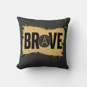 Coussin T-shirt à typographie de streetwear audacieux BRAV