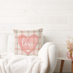 COUSSIN TAN PLAID MOTIF AVEC COEUR ROSE VALENTINE