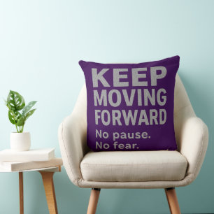 Coussin Tapisser Motivant « Avancer Sans Arrêt »