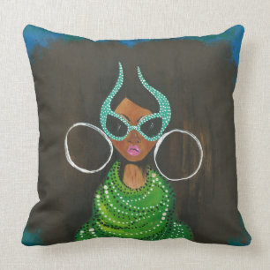 Coussin Taurus En vedette dans le magazine ESSENCE en 2013