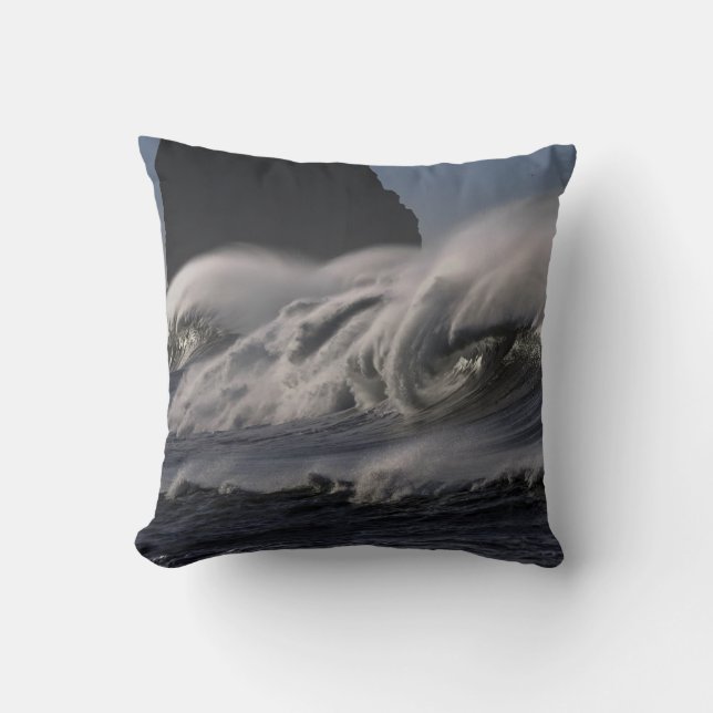Coussin Tempête des vagues de l'océan sauvage en mer (Recto)