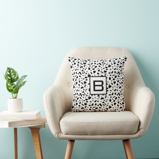 Coussin Terrazzo noir blanc motif monogramme initial (Chaise)
