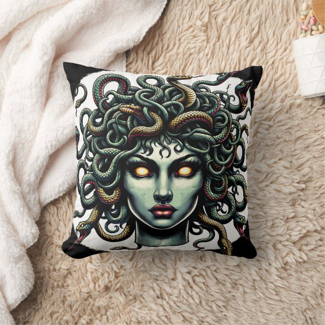Coussin Tête de Méduse verte contemplative pleine de Serpe (Couverture)