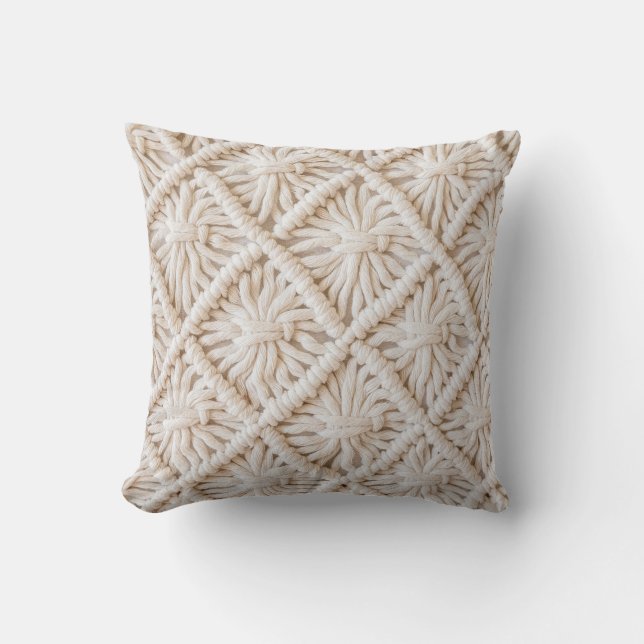 Coussin Texture de macrame artisanale, concept écologique. (Recto)