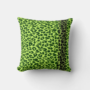 Coussin Texture en peau de léopard vert transparente